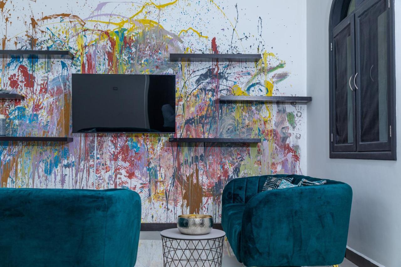 Upendo Boutique Hotel, Dar Es Salaam Buitenkant foto