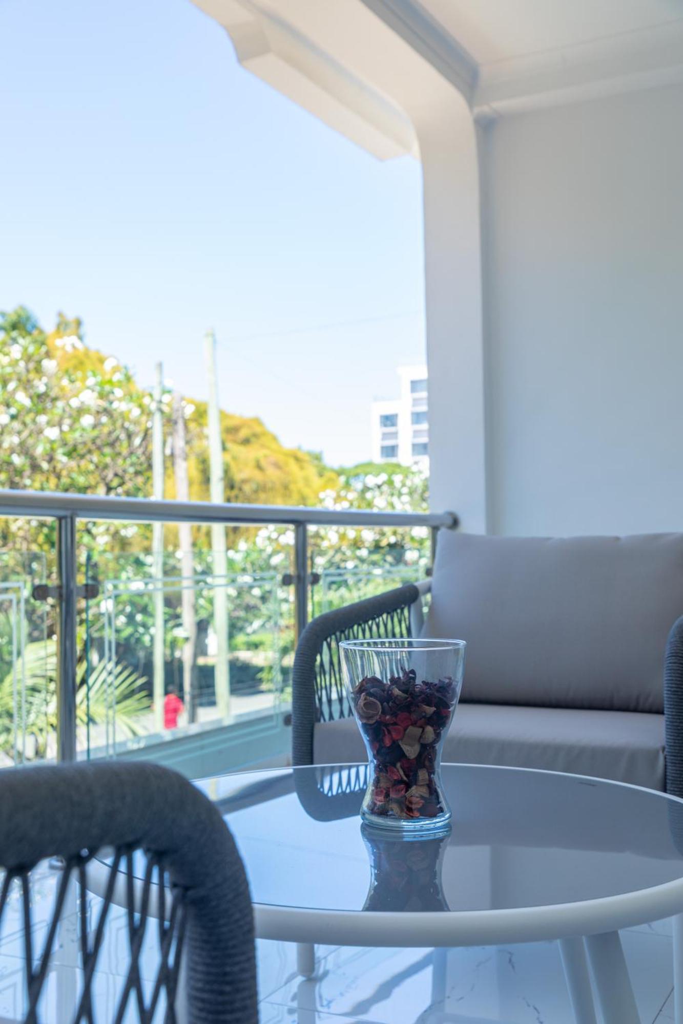 Upendo Boutique Hotel, Dar Es Salaam Buitenkant foto